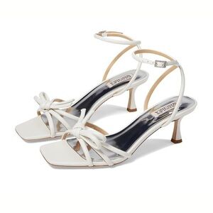 BADGLEY MISCHKA Loyalty Knot Detail
Sandal White size 6.5